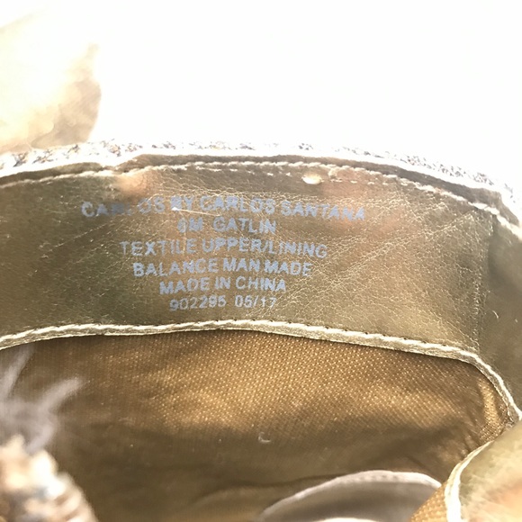 NEW Carlos Santana metallic gold ankle booties - Picture 6 of 7